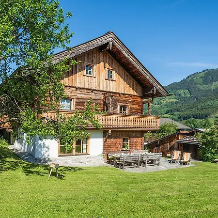 Holiday Ferienhaus Schmiedhausl Nyaraló